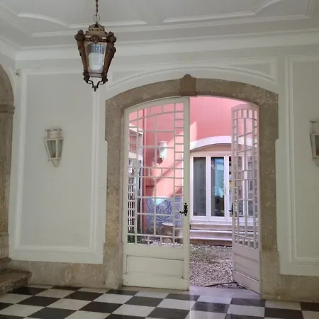 Principe Real Quintinha Garden Apartment *
